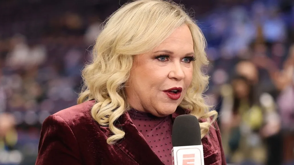 Holly Rowe stands out as an American sports reporter and commentator