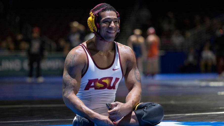 Anthony Robles Net worth, wife, career, wrestling champion